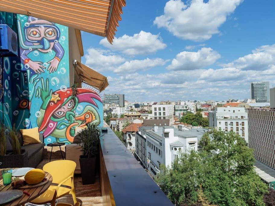 Terrasse Des Plongeurs Apartment Bukares Bagian luar foto